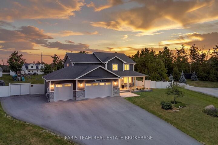4 Cheslock Crescent — photo 1