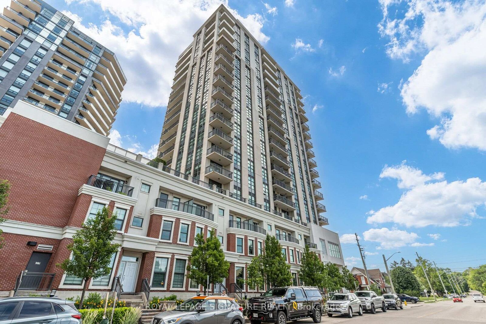 Property Photo:  144 Park Street 506  ON N2L 0B6 