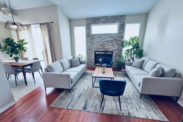 Property Photo:  1741 Jobin Crescent  ON K1J 1C4 