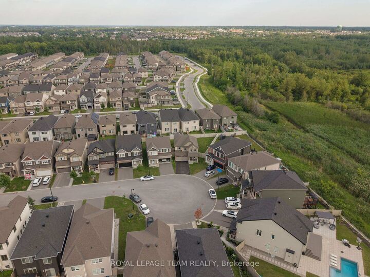 Property Photo:  153 Unity Place  ON K2S 2Y8 