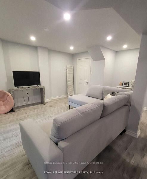 Property Photo:  24 Homerton Avenue Basement Studio  ON L4E 3N2 
