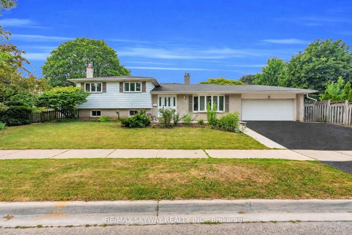 2673 Thorn Lodge Drive — photo 1