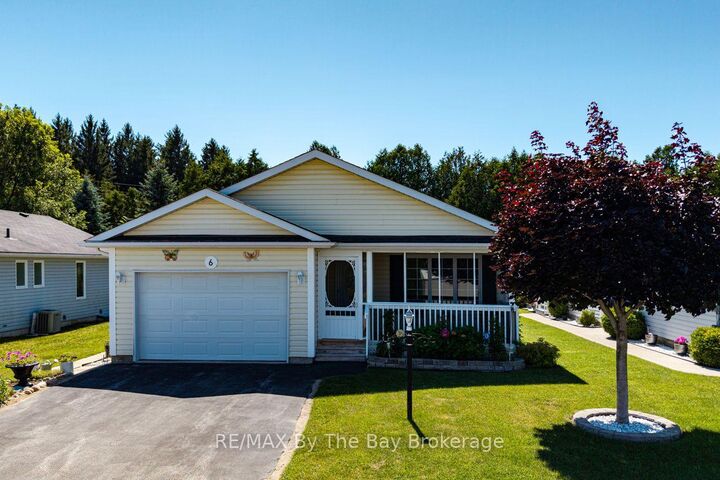 6 Illinois Crescent — photo 1