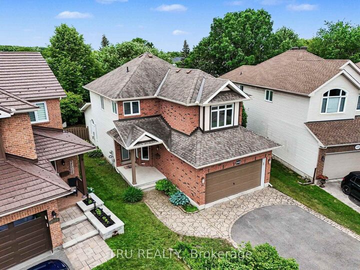 Property Photo: 4082 Otter Tail Crescent ON K1V 1R3