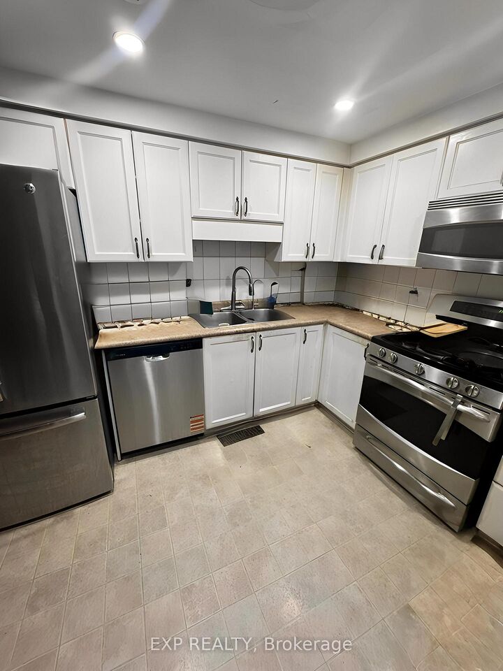 Property Photo:  717 Activa Avenue  ON N2E 4E1 