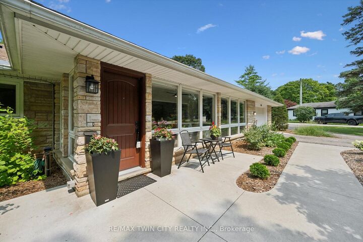 Property Photo: 395 Blue Heron Ridge ON N3H 3H2