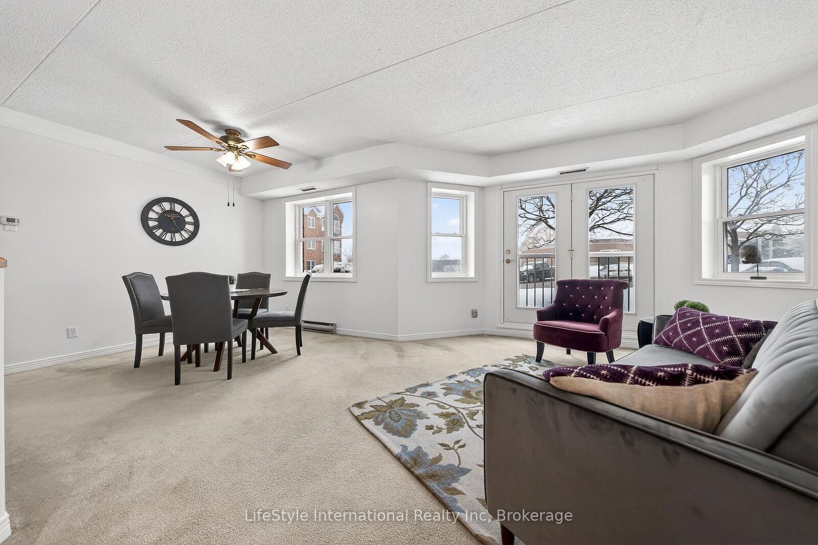 Property Photo: 208 Silvercreek Parkway N 103 ON N1H 8H2