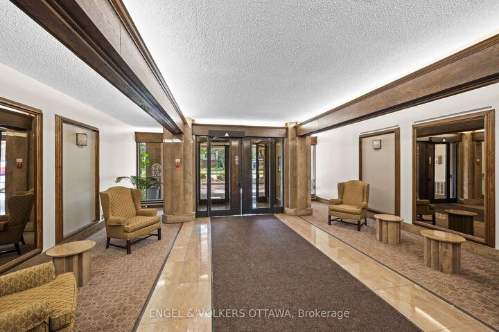 Property Photo:  2019 Carling Avenue 104  ON K2A 4A2 