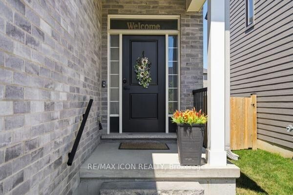 Property Photo:  3053 Heardcreek Trail  ON N6G 2S7 