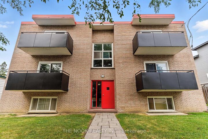 Property Photo:  106 Cromwell Avenue 21  ON L1J 4T6 