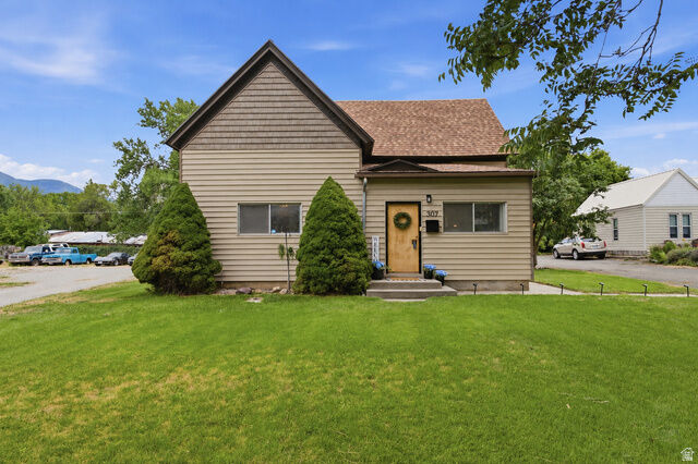 Property Photo:  307 W 400 S  UT 84663 