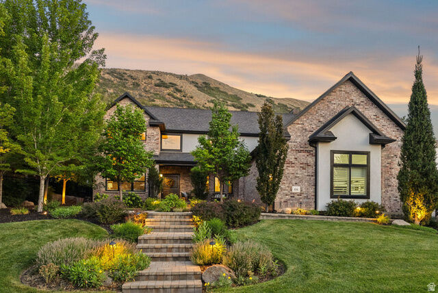 Property Photo: 634 E Draper Woods Way UT 84020