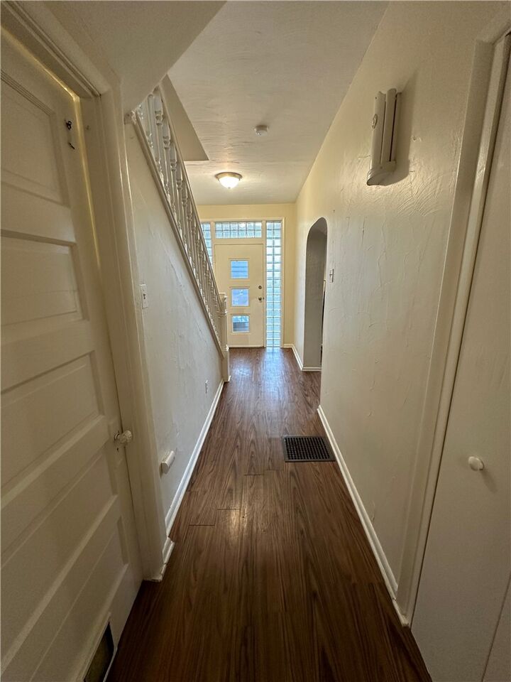 Property Photo: 212 Fairview Ave PA 15112