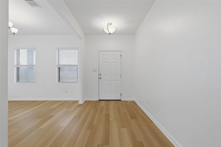 Property Photo: 12900 Cerro Castellan Trace TX 78653