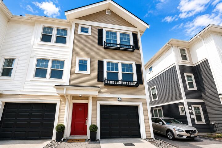 32633 Simon Avenue 95 — photo 1