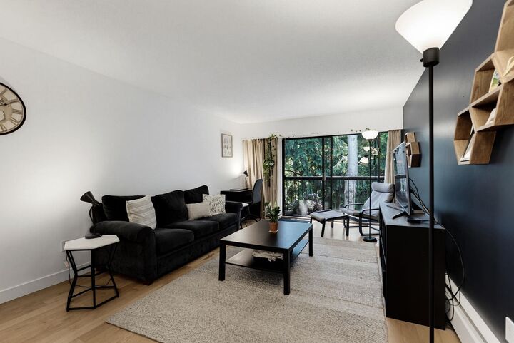 Property Photo: 1844 W 7th Avenue 342 BC V6J 1S8
