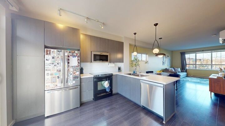 Property Photo: 19505 68A Avenue 70 BC V4N 6K3