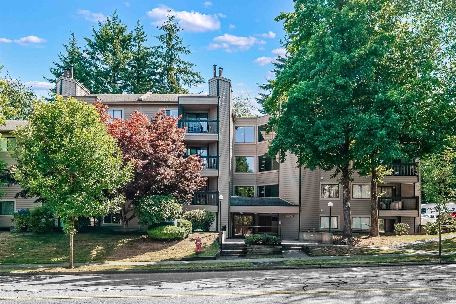 Property Photo: 10560 154 Street 201 BC V3R 8A3
