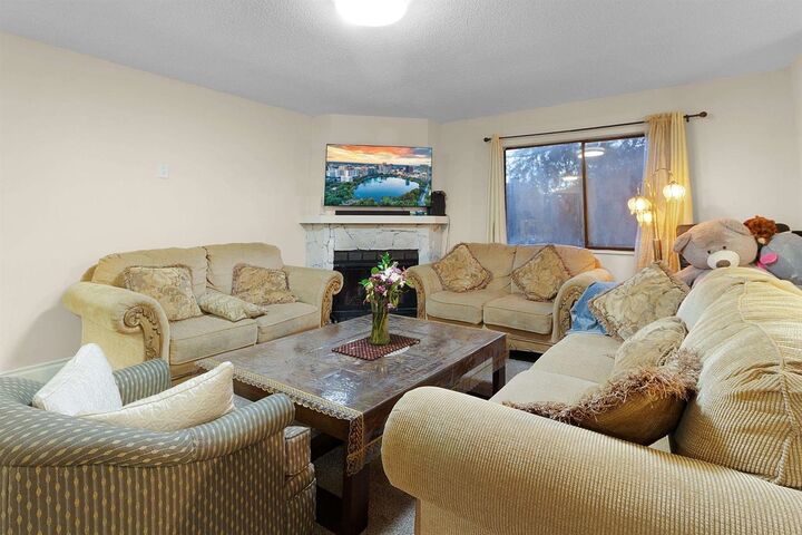 Property Photo:  7064 133B Street 202  BC V3W 7Z2 