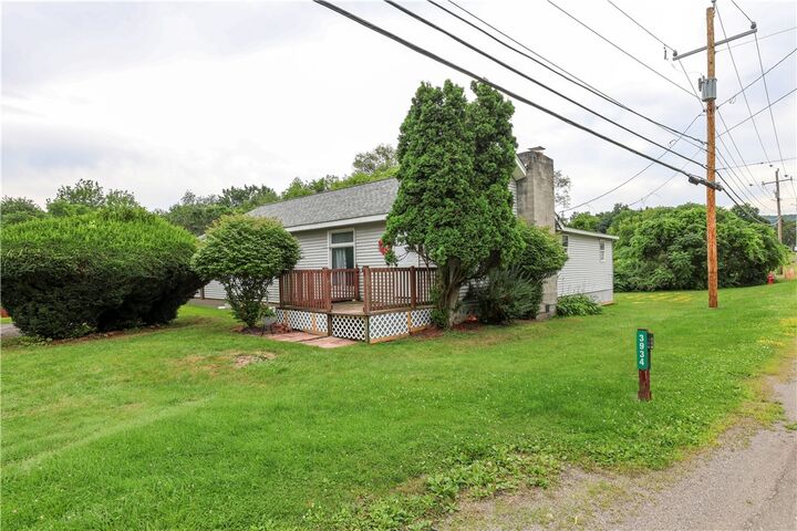 Property Photo: 3934 Meads Creek Road NY 14870