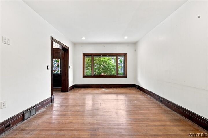 Property Photo: 304 W Delavan Avenue NY 14213