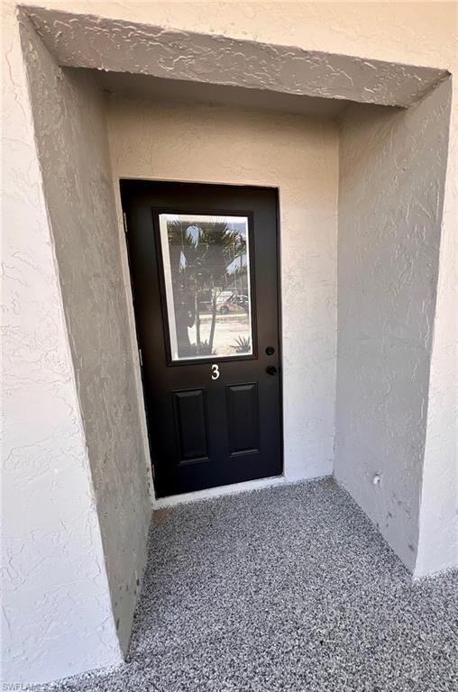 Property Photo:  4102 SE 19th Pl 11  FL 33904 