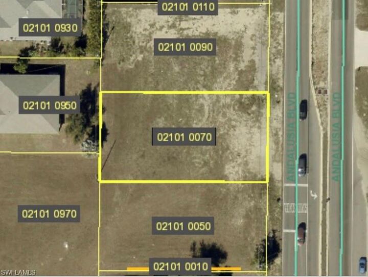 Property Photo:  1616 Andalusia Blvd  FL 33909 