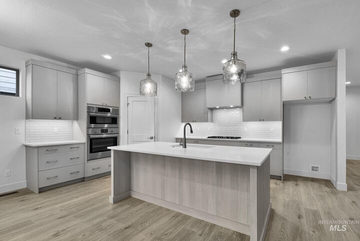 Property Photo:  1710 N Green Pine Ln  ID 83669 