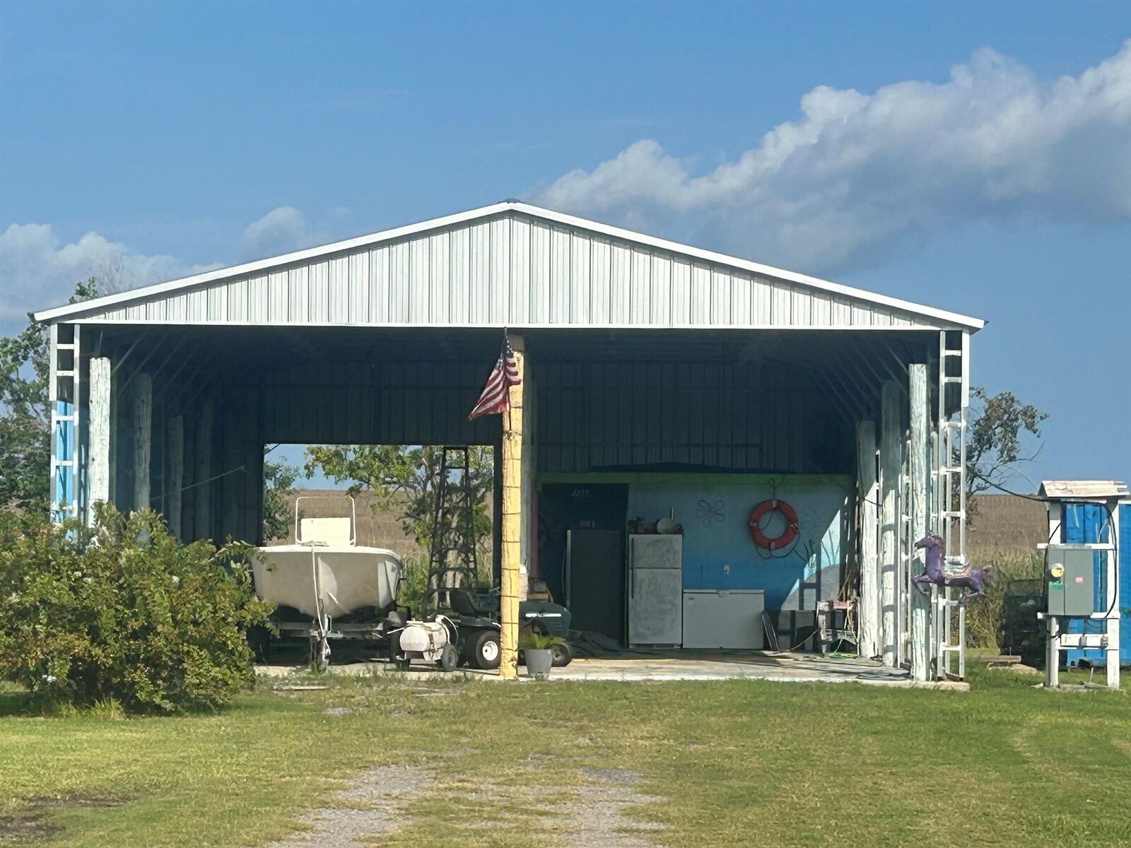 Property Photo:  2033 Highway 55  LA 70377 