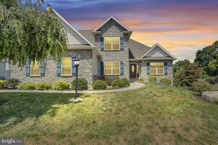 Property Photo:  834 Tamanini Way  PA 17055 