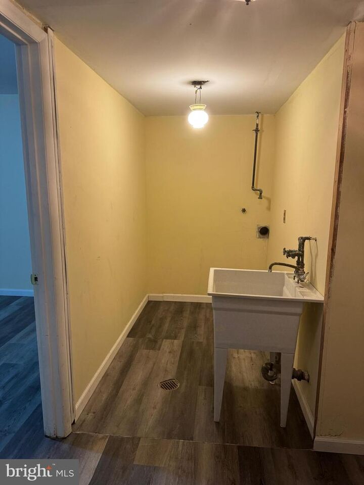 Property Photo: 8806 Braeside Drive MD 20706