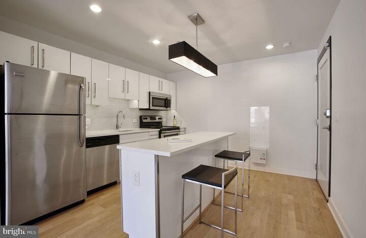 Property Photo:  1616 Walnut Street 2307  PA 19103 