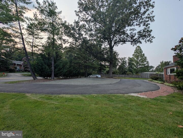 Property Photo:  3907 Prosperity Avenue  VA 22031 