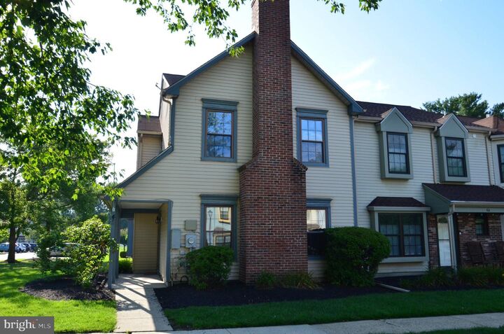 Property Photo:  45 Tynemouth Court  NJ 08691 