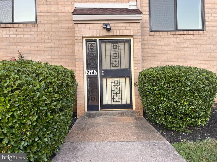 Property Photo:  2747 31st Place NE 2747  DC 20018 