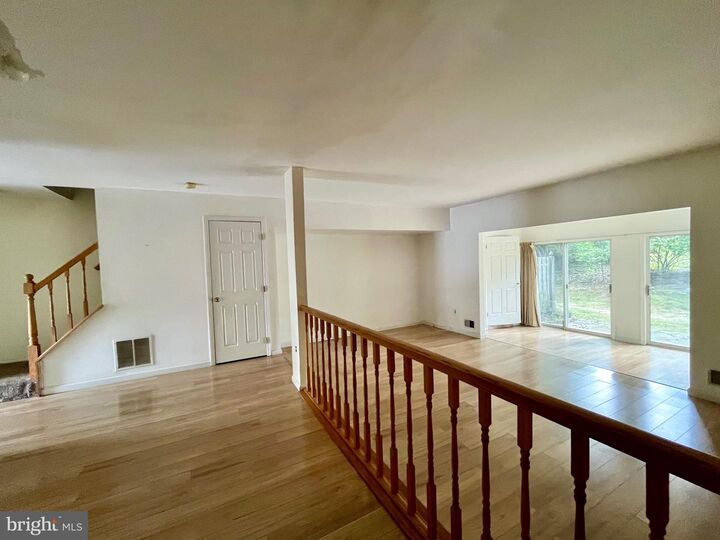 Property Photo:  32 Pagoda Ct  NJ 08648 