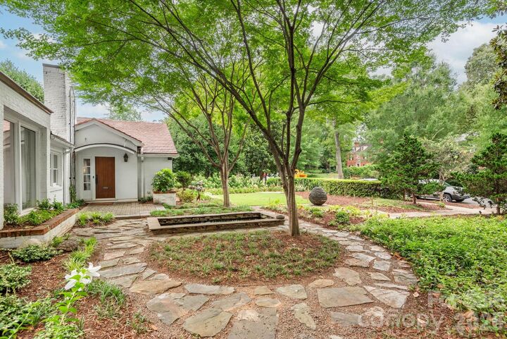 Property Photo:  1101 Belgrave Place  NC 28203 