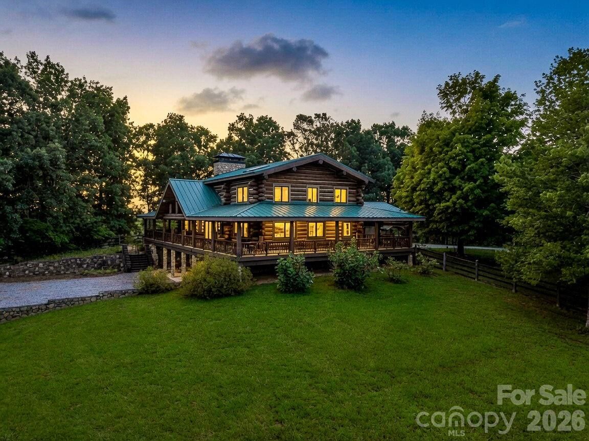 Property Photo: 1054 Rainbow Rapids Road NC 28139