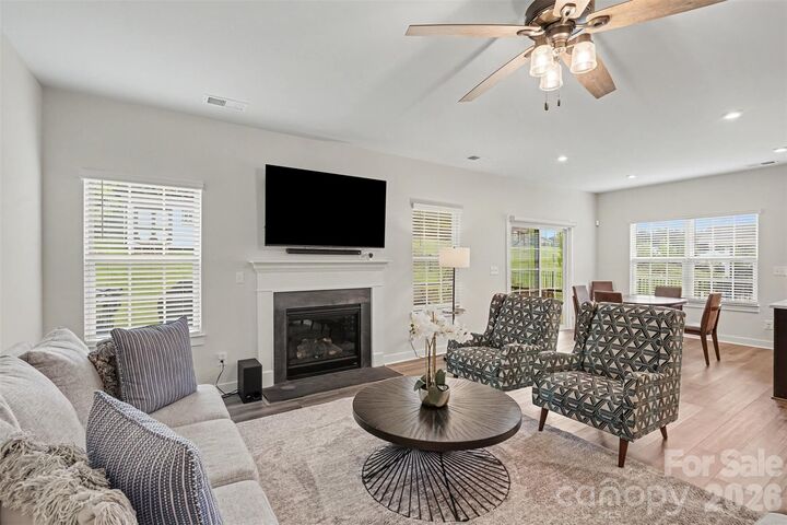 Property Photo:  8504 Everwood Avenue  NC 28078 