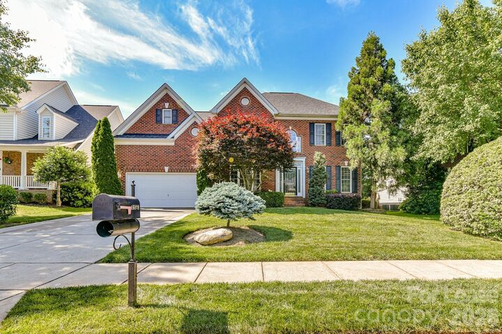 Property Photo: 16829 Hampton Trace Road NC 28078
