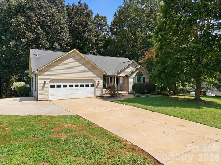 Property Photo: 120 Strawberry Lane 15 NC 28147