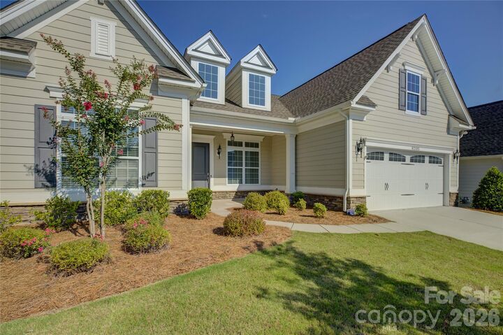 Property Photo:  82105 Standing Oak Drive  NC 28278 