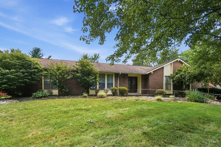 Property Photo: 7031 Butterwood Drive OH 45241