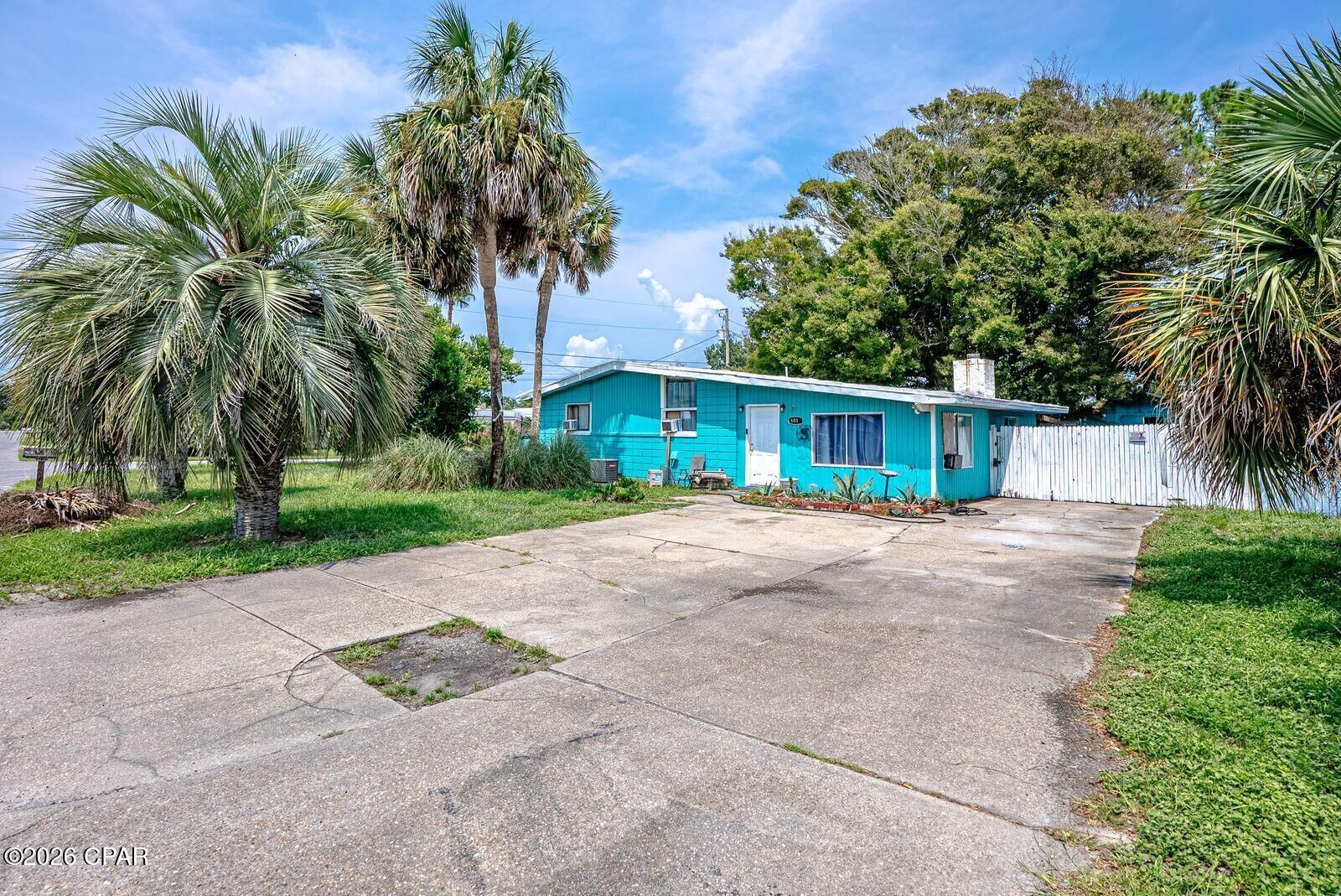 Property Photo:  601 E Gulf Boulevard  FL 32413 