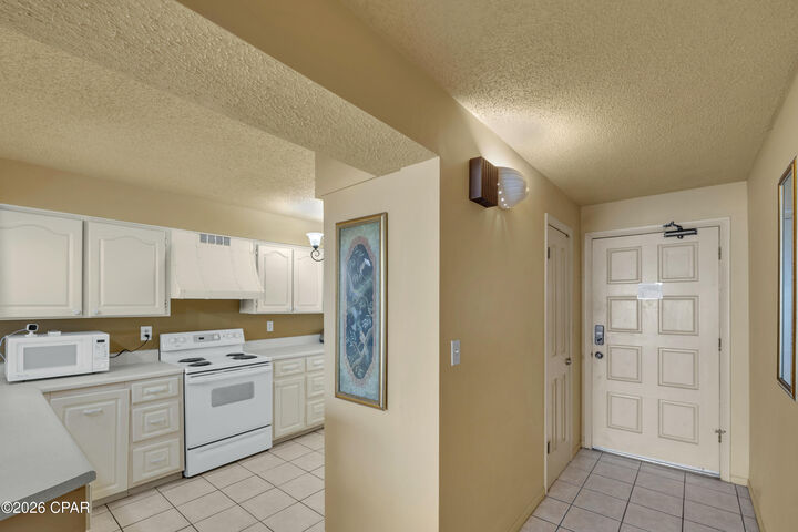 Property Photo:  5801 Thomas Drive 1305  FL 32408 