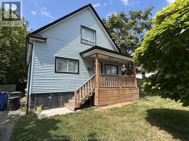 Property Photo:  669 Bridge Avenue  ON N9B 2M5 