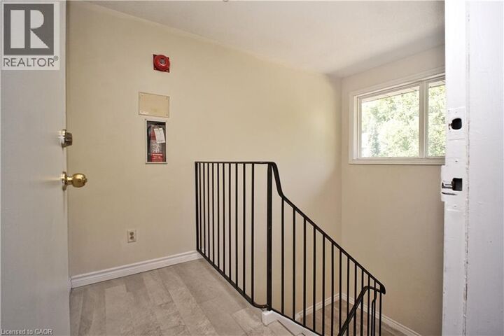 Property Photo:  119 Cedar Street South 14  ON N2G 3L6 