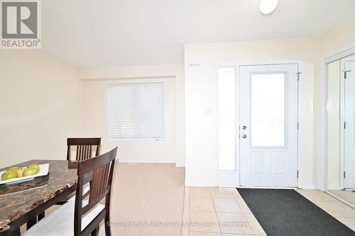 Property Photo: 90 Sovereign's Gate 29 ON L4N 0Y9