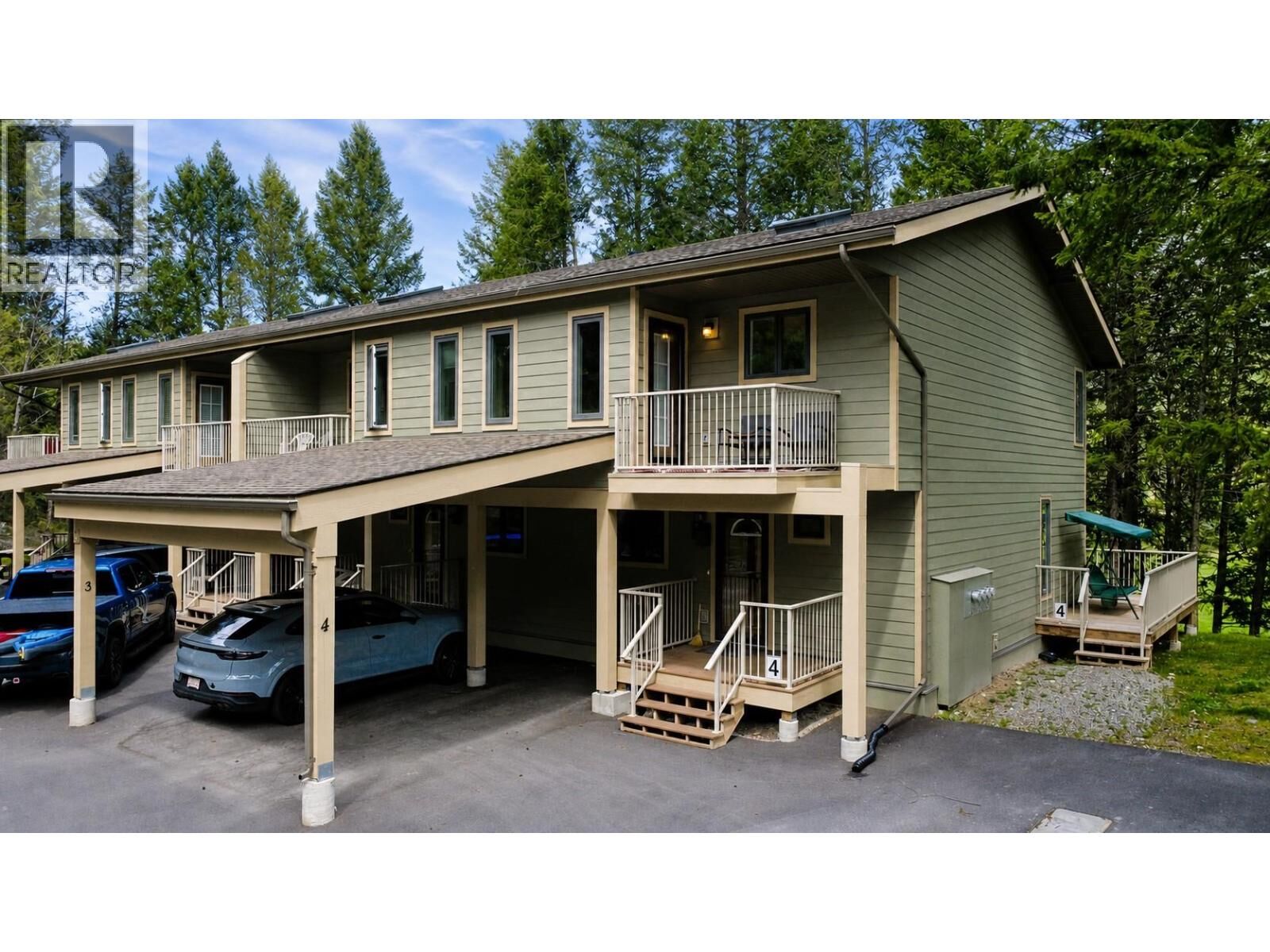 Property Photo: 7977 Radium Golf Course Road 4 BC V0A 1M0