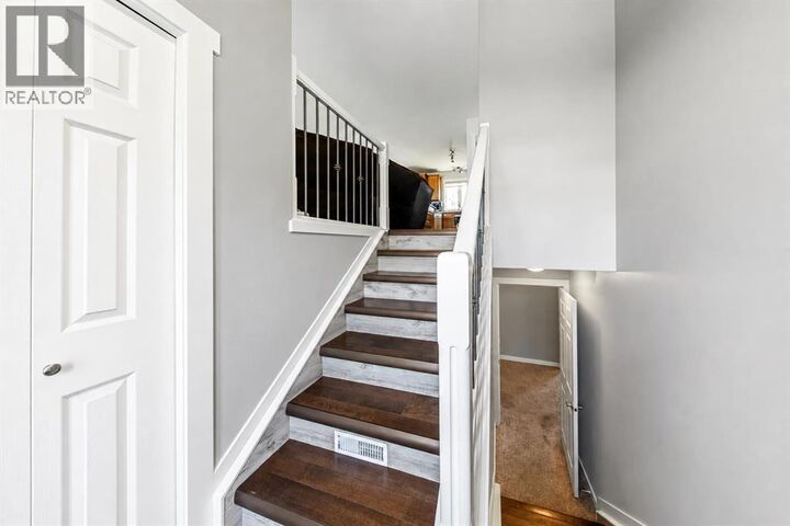 Property Photo: 6015 50 A Street AB T4J 1V1